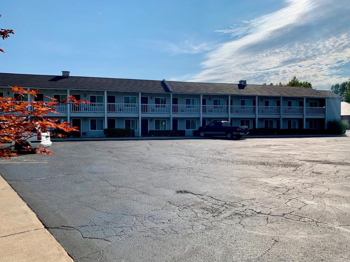 Thumb Heritage Inn Sandusky Екстер'єр фото