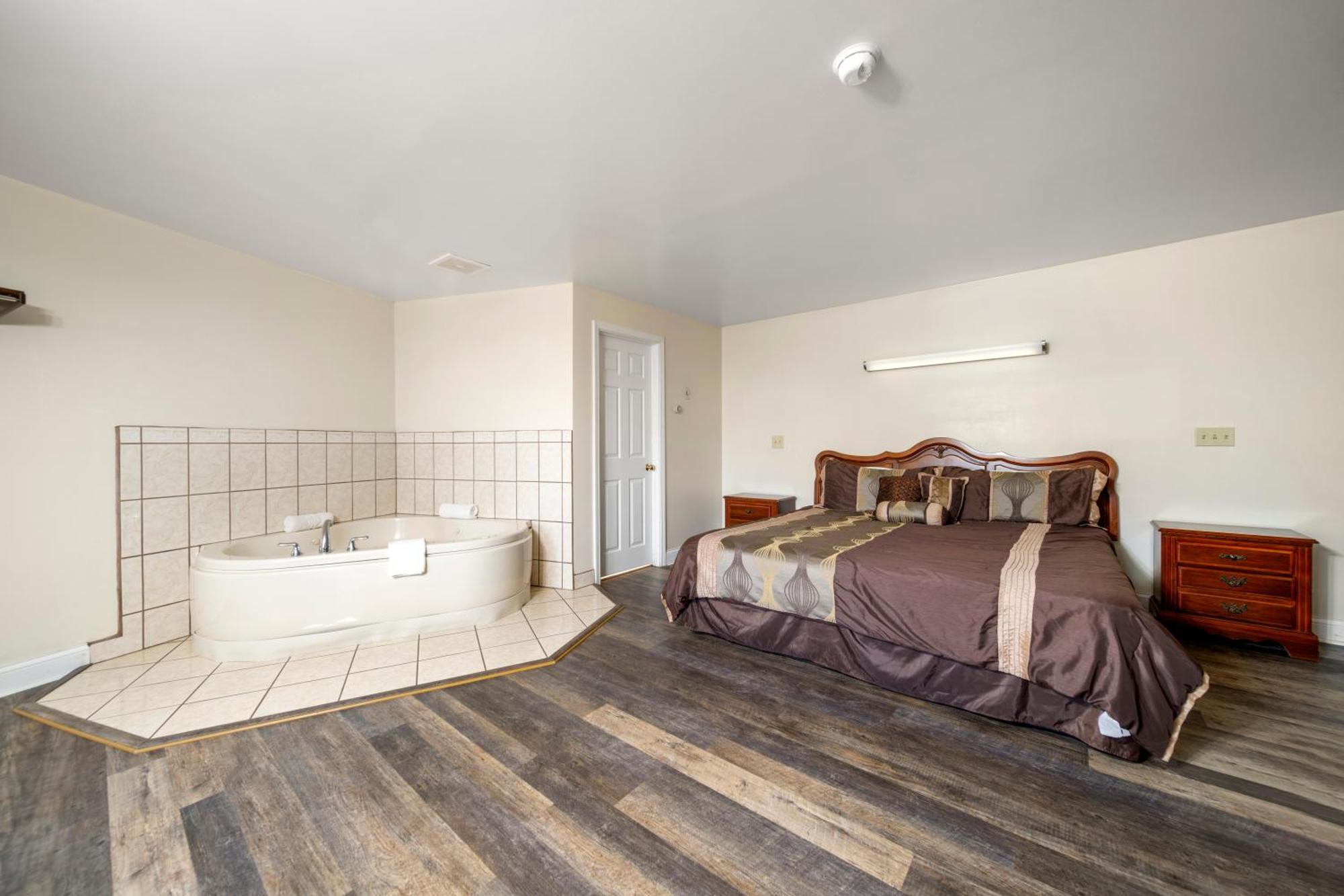 Thumb Heritage Inn Sandusky Екстер'єр фото