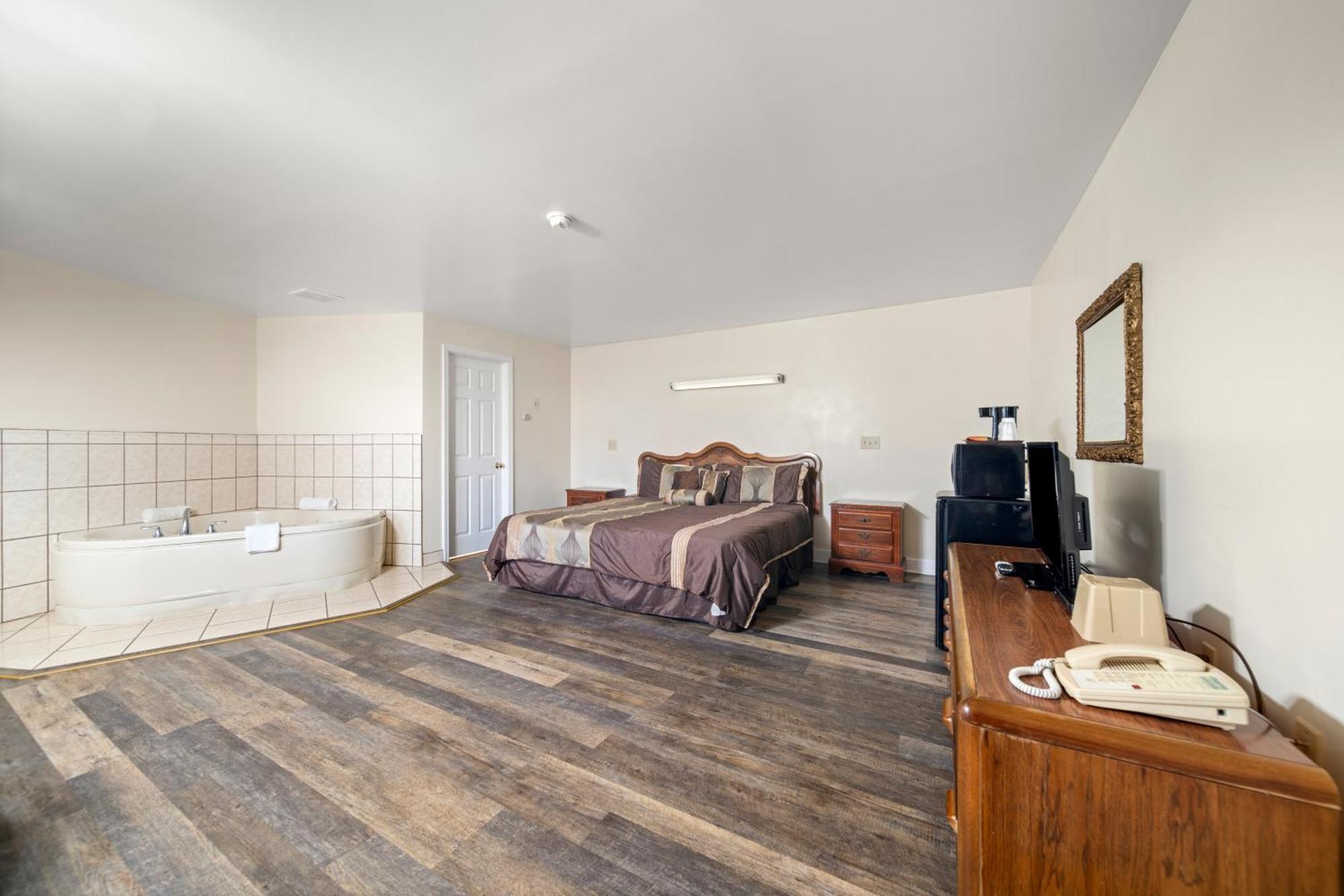 Thumb Heritage Inn Sandusky Екстер'єр фото
