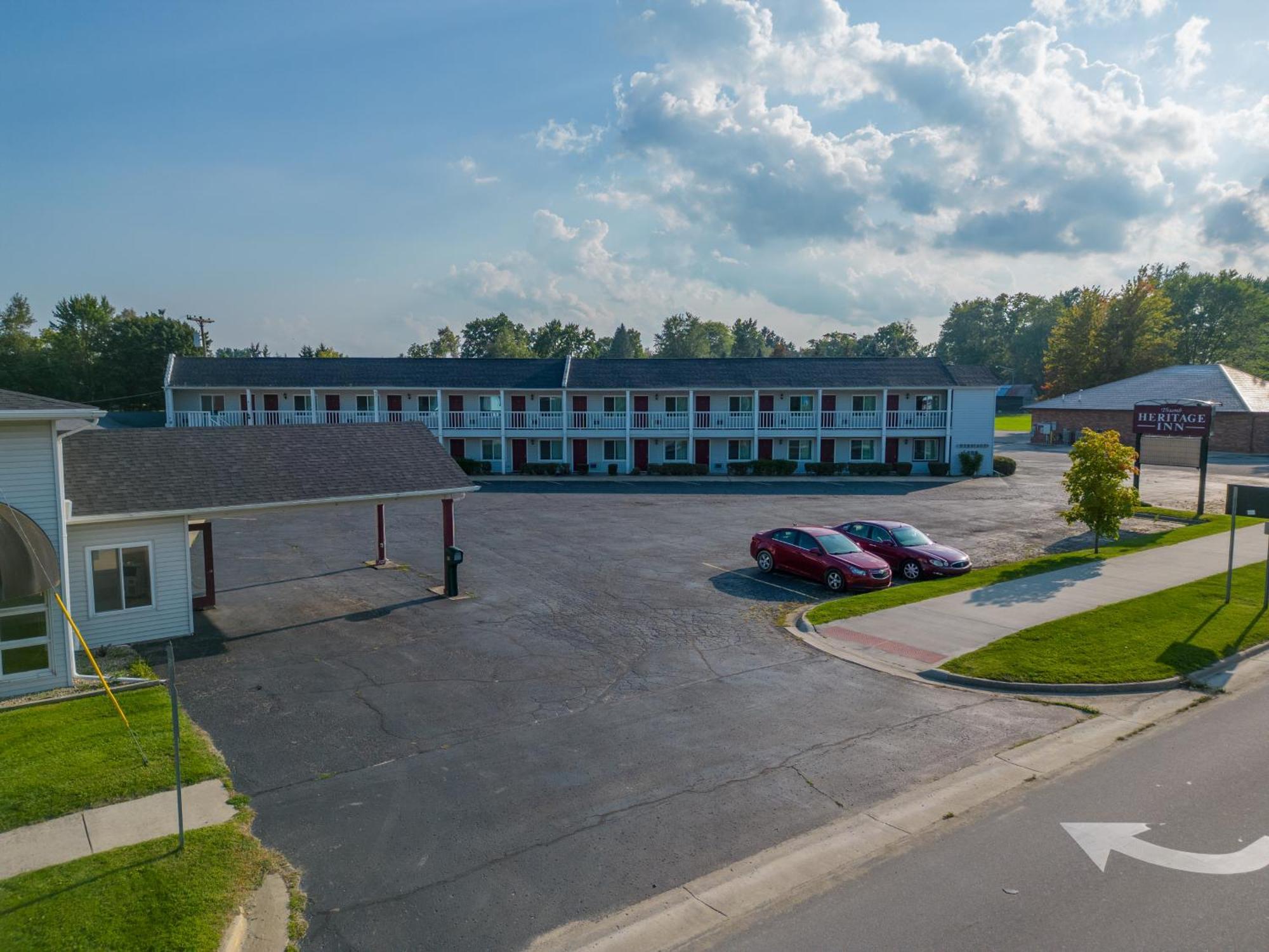 Thumb Heritage Inn Sandusky Екстер'єр фото